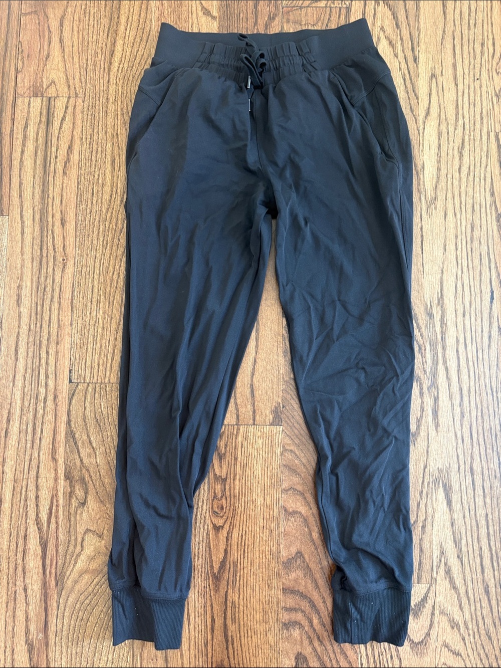 CALIA by Carrie Underwood Black Cropped Jogger Pants